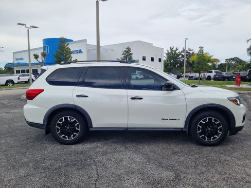 Used 2020 Nissan Pathfinder SV w/ Rock Creek Edition FWD image 8