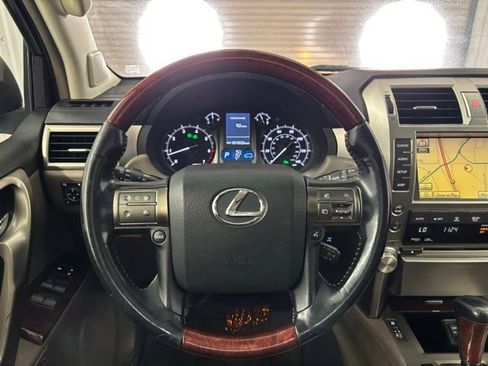 Used 2010 Lexus GX 460 AWD/4WD image 18