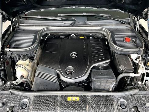 Certified 2025 Mercedes-Benz GLS 450 4MATIC image 10