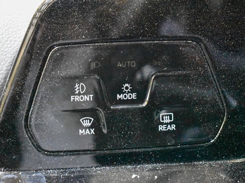 Used 2023 Volkswagen GTI 40th Anniversary Edition image 17