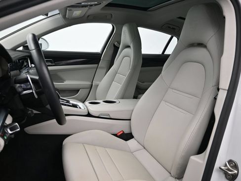 Certified 2023 Porsche Panamera 4 AWD/4WD image 5