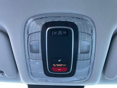 Used 2025 Hyundai Kona SEL image 17