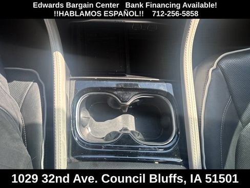 Used 2023 Chrysler Pacifica Limited FWD image 24