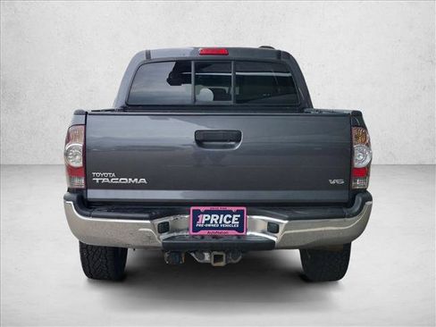 Used 2013 Toyota Tacoma 4x4 Double Cab w/ TRD Off-Road Pkg image 3