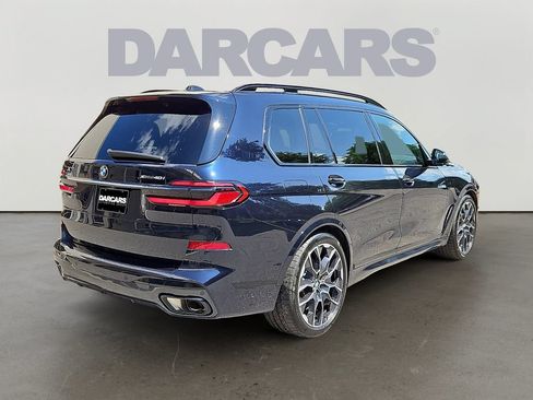 Used 2024 BMW X7 xDrive40i w/ M Sport Package AWD/4WD image 6