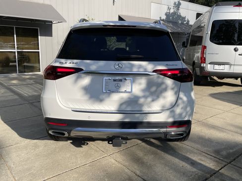 Certified 2024 Mercedes-Benz GLE 450 4MATIC image 8