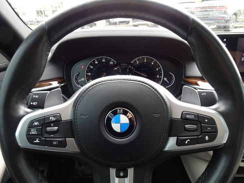 Used 2018 BMW M550i xDrive AWD/4WD image 15
