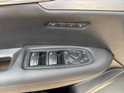Certified 2023 Cadillac XT5 Premium Luxury AWD/4WD image 8