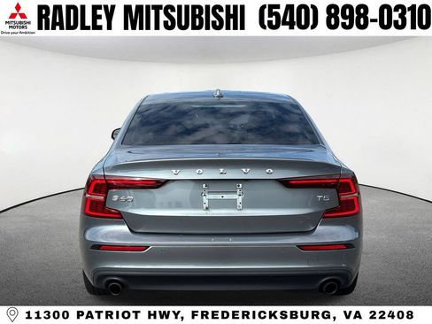 Used 2020 Volvo S60 T5 Momentum w/ Protection Package Premier FWD image 18