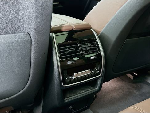 Used 2019 BMW X5 xDrive40i w/ Convenience Package image 29