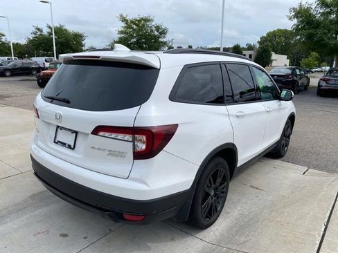 Used 2022 Honda Pilot Black Edition image 3