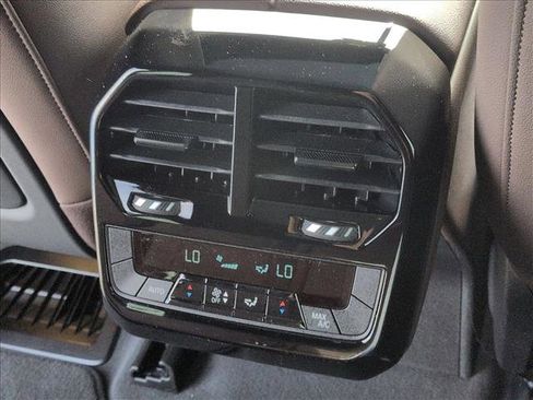 Used 2026 BMW iX xDrive60 image 17