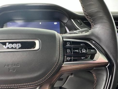 Used 2022 Jeep Grand Cherokee Summit w/ MOPAR Finishing Package AWD/4WD image 28