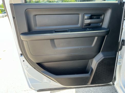 Used 2022 RAM 1500 Tradesman w/ Chrome Appearance Group AWD/4WD image 21