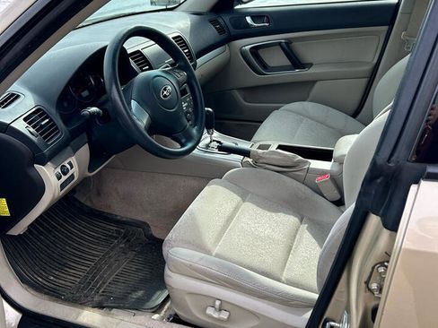 Used 2008 Subaru Legacy 2.5i image 7