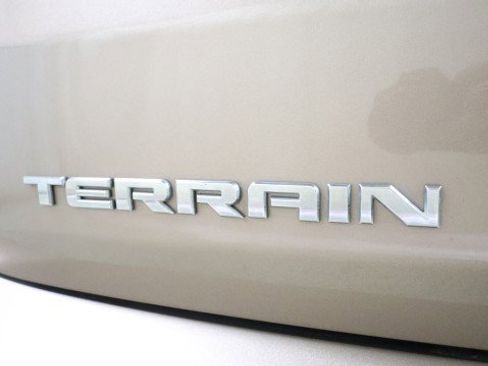 Used 2018 GMC Terrain SLT image 22