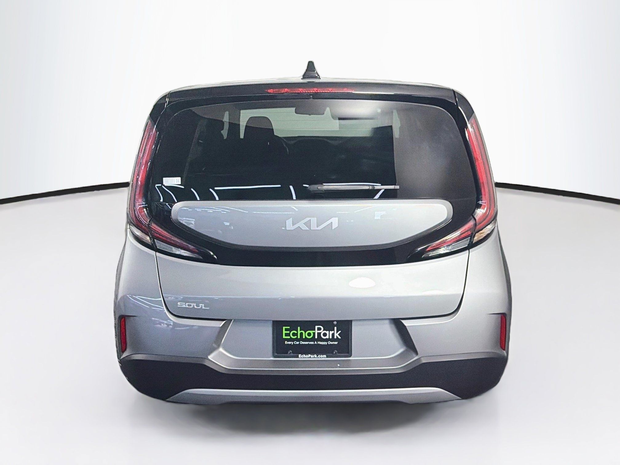 Used 2025 Kia Soul LX w/ LX Technology Package FWD image 7