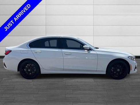 Used 2019 BMW 330i xDrive Sedan AWD/4WD image 2