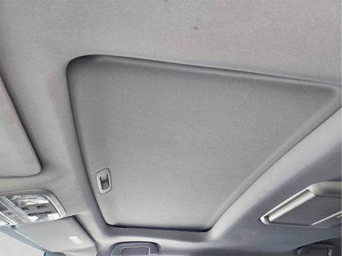 Used 2012 Honda Pilot Touring image 22