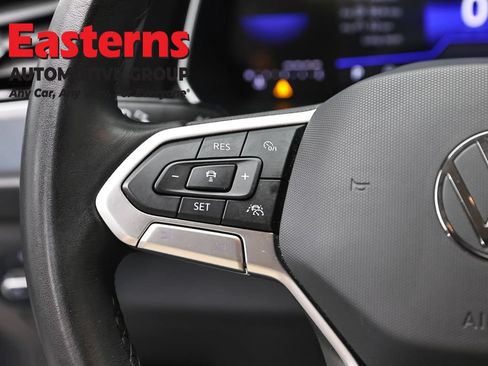Used 2024 Volkswagen Jetta SE FWD image 30