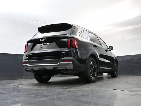 Certified 2024 Kia Sorento S AWD/4WD image 23