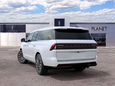New 2027 Lincoln Navigator L Black Label AWD/4WD image 8