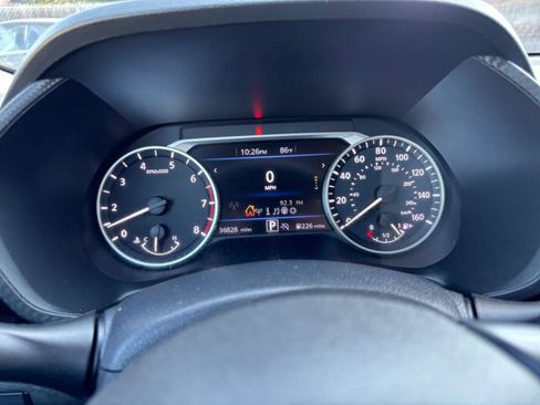 Used 2025 Nissan Sentra SV FWD image 40