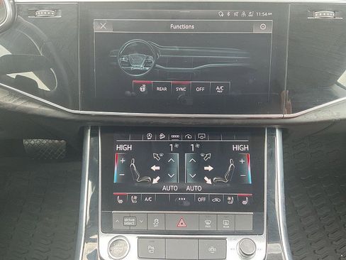 Used 2022 Audi Q8 Premium Plus w/ Premium Plus Package image 15