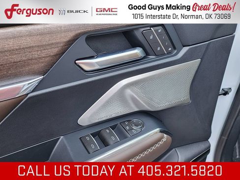 New 2026 GMC Acadia Denali Ultimate w/ LPO, All-Weather Package AWD/4WD image 14