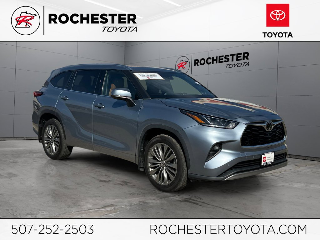 Certified 2020 Toyota Highlander Platinum AWD/4WD image 1