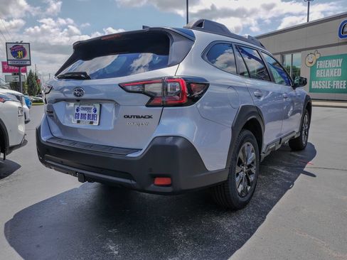 Used 2024 Subaru Outback Onyx Edition AWD/4WD image 5