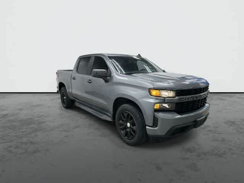 Used 2020 Chevrolet Silverado 1500 Custom w/ Custom Value Package RWD image 5