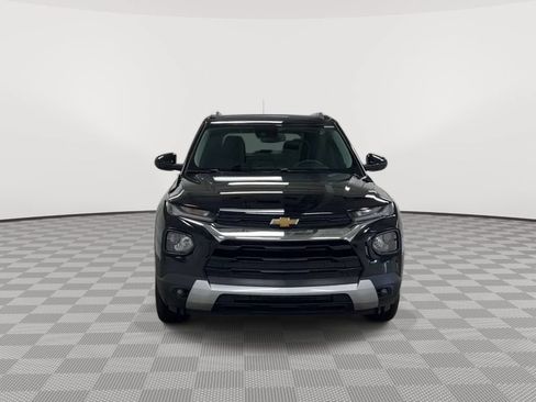Used 2023 Chevrolet TrailBlazer LT w/ Convenience Package FWD image 3