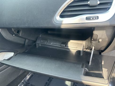 Used 2014 Dodge Dart SXT FWD image 11