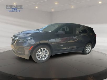 Used 2022 Chevrolet Equinox LS w/ LS Convenience Package