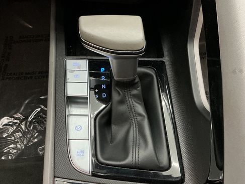 Used 2022 Hyundai Elantra SEL w/ Convenience + Premium Package FWD image 36