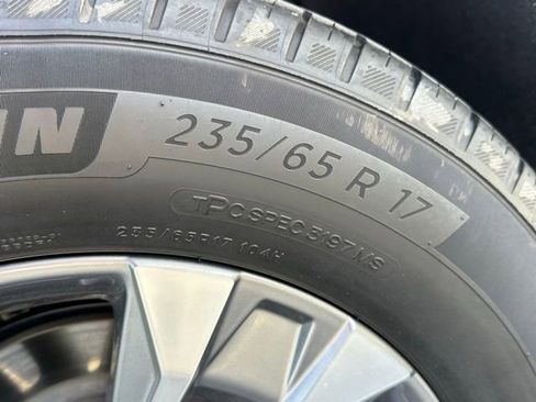 Certified 2025 Chevrolet Equinox LT image 32