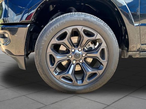 Used 2023 RAM 1500 Limited AWD/4WD image 11