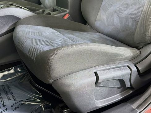 Used 2016 Nissan Rogue S image 20