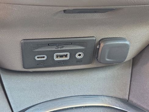 Used 2024 Chevrolet Malibu LT image 15