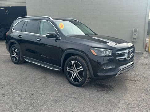 Used 2023 Mercedes-Benz GLS 450 4MATIC image 10