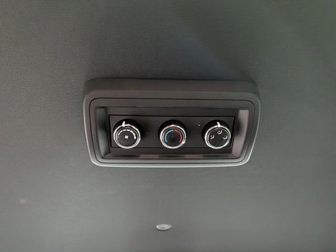 Used 2020 Dodge Grand Caravan SXT FWD image 23