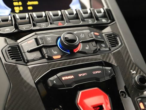 Used 2016 Lamborghini Aventador LP 750-4 Superveloce image 24