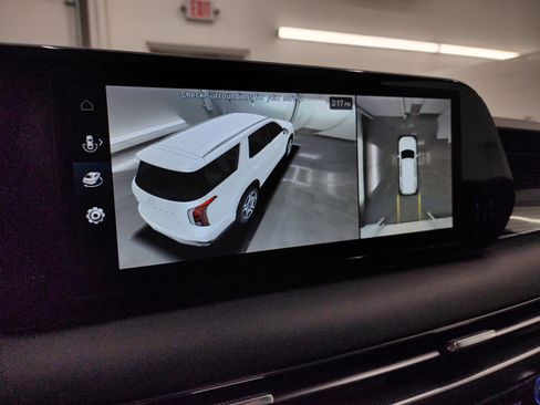 Used 2024 Hyundai Palisade Calligraphy image 18