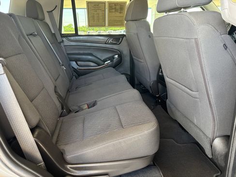 Used 2019 Chevrolet Tahoe LS RWD image 17