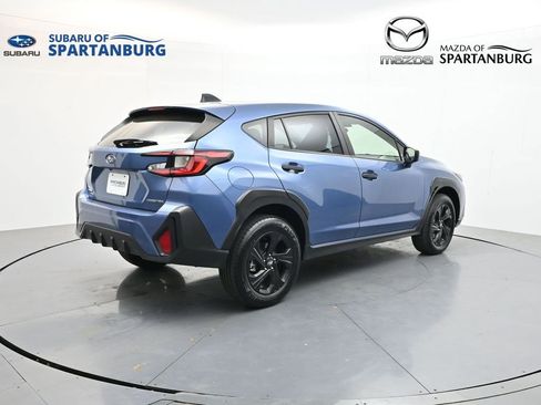 Used 2024 Subaru Crosstrek 2.0i AWD/4WD image 8