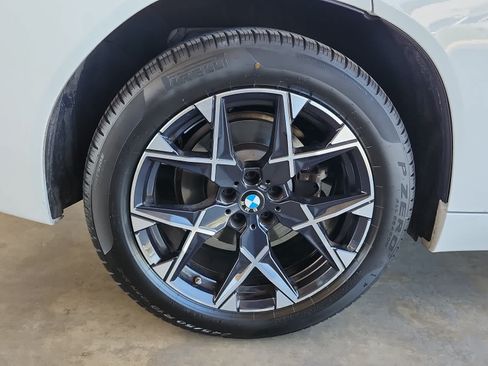Used 2025 BMW X3 xDrive30i AWD/4WD image 9