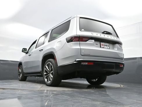 Used 2022 Jeep Wagoneer Series II w/ Premium Group I image 49