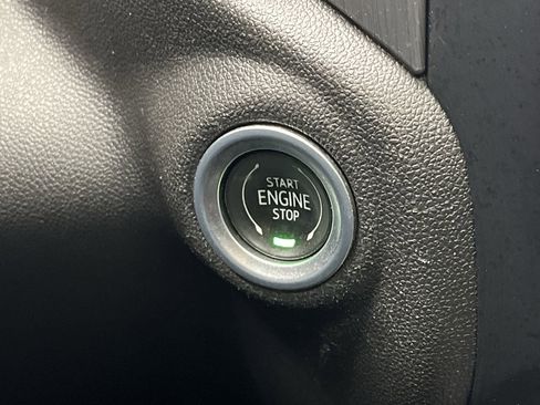 Used 2022 GMC Sierra 1500 Denali w/ Denali Reserve Package image 22