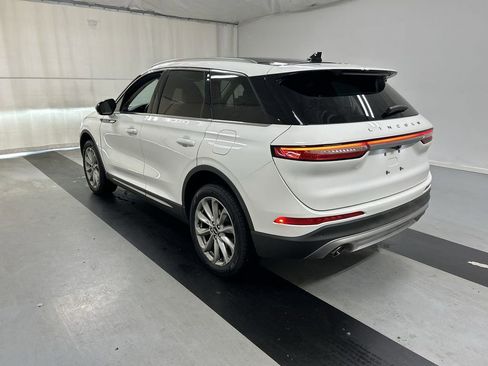 Used 2022 Lincoln Corsair AWD w/ Premium Package image 7